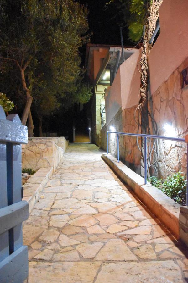 Corto Maltese Apartment Brgulje Exterior photo
